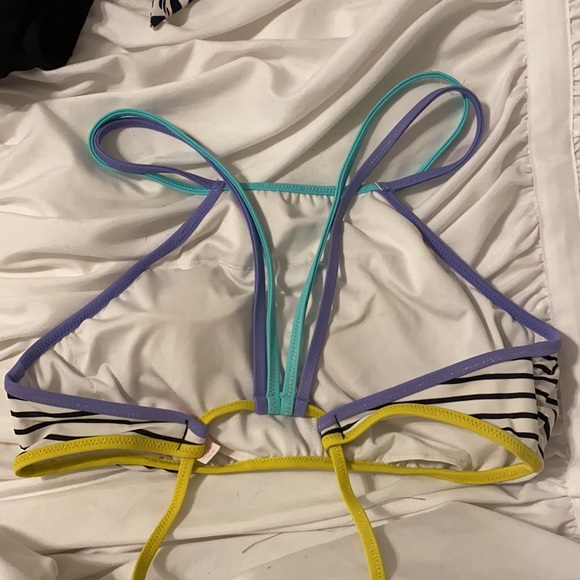 Victoria’s Secret Pink Halter Bikini Top - Picture 2 of 2